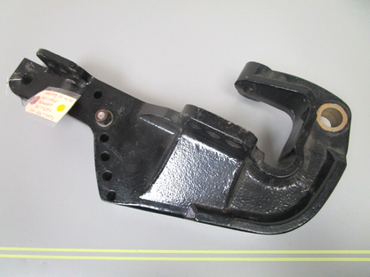 *NEW OEM* 0720 Mercury Quicksilver 25 30 40 Port Clamp Bracket 821773T1
