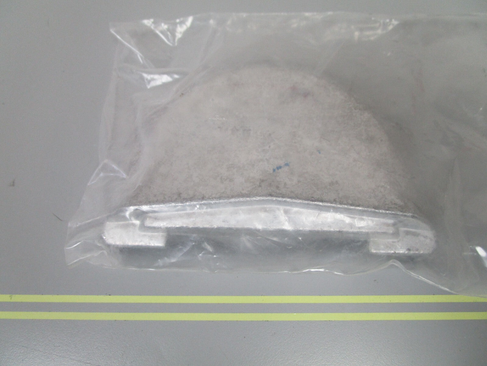 *NEW OEM* 0720 Volvo Penta SX Duo Prop Anode 3863193