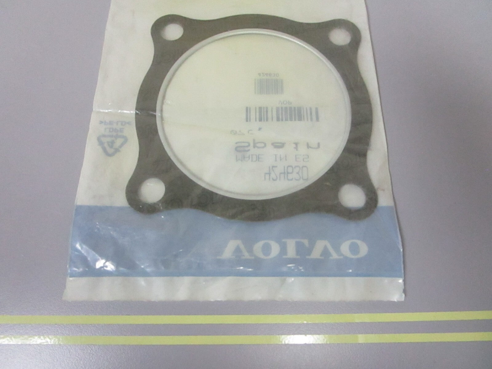 *NEW OEM* 0810 Volvo Penta Gasket 424630