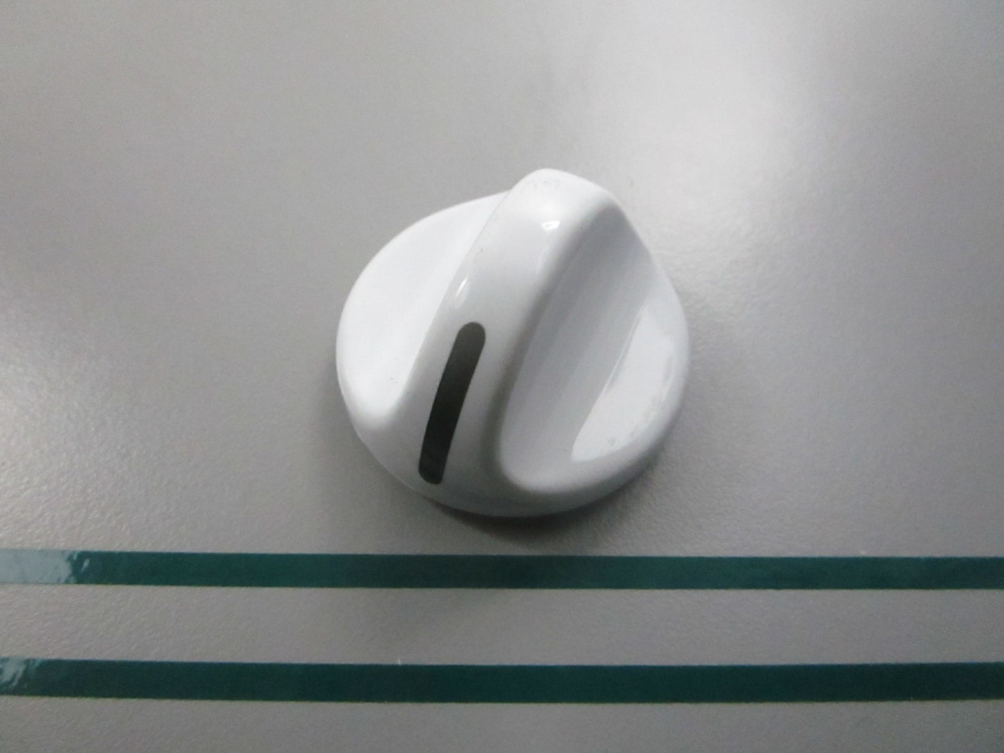 NEW OEM 131965300 Electrolux White Rotary Knob 0810