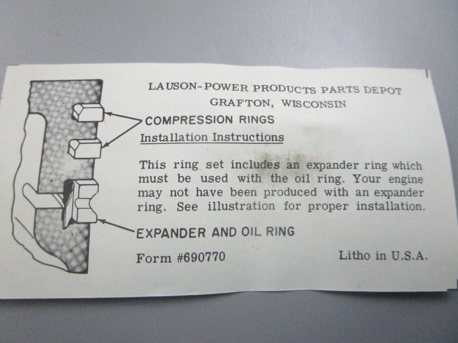 NEW OEM 27565 Tecumseh Piston Ring Set 0810