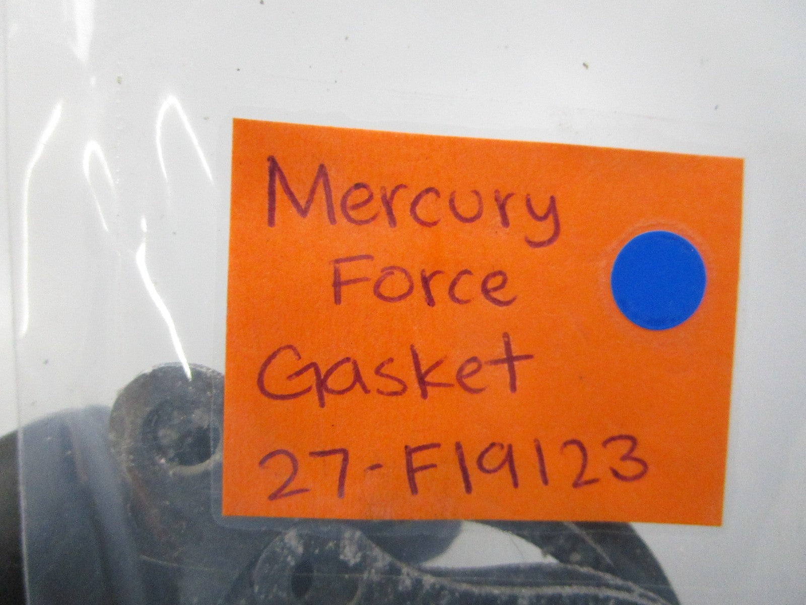 NEW OEM 27-F19123 Mercury Force Gasket 0810