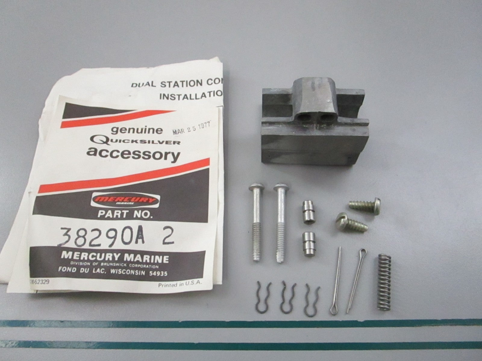 NEW OEM 38290A2 Mercury Quicksilver Remote Control Kit 0810