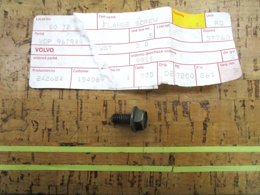 *NEW OEM* 0750 Volvo Penta FLANGE SCREW 967949
