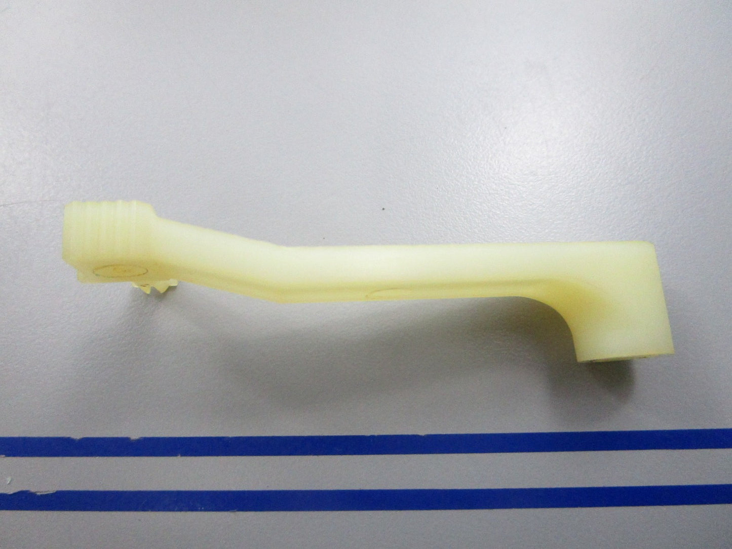 NEW OEM 311335 0311335 OMC Johnson Evinrude Detent Armature Arm 0810