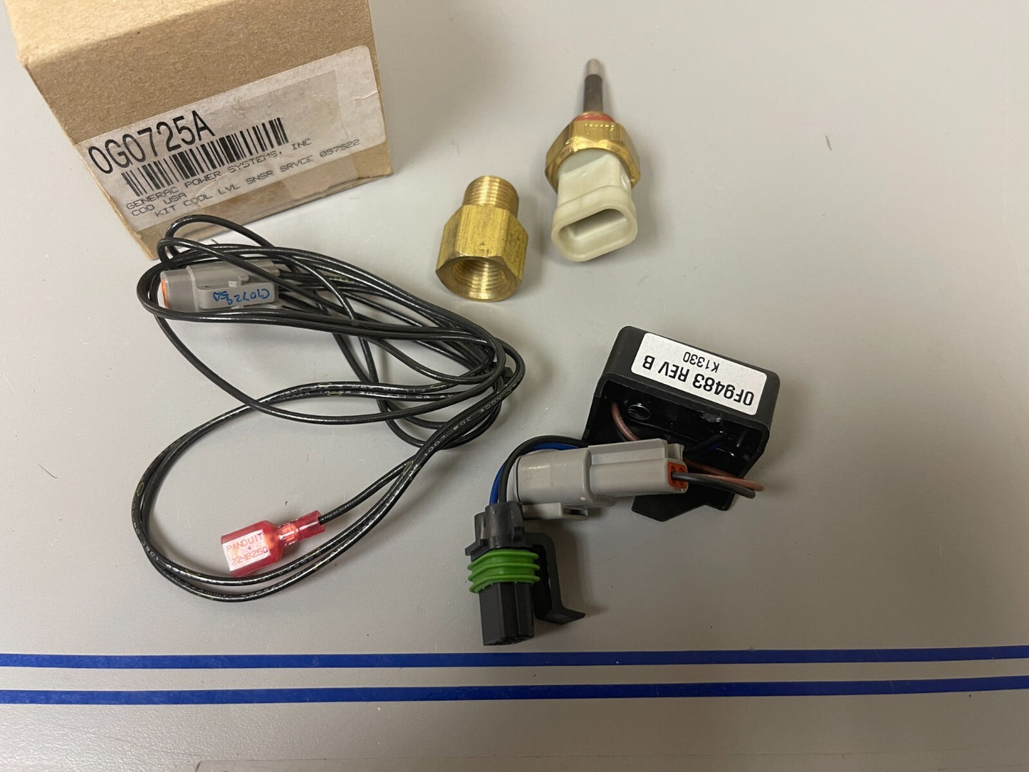 *NEW OEM* 0720 Generac Cool Level Sensor Kit 0G0725A