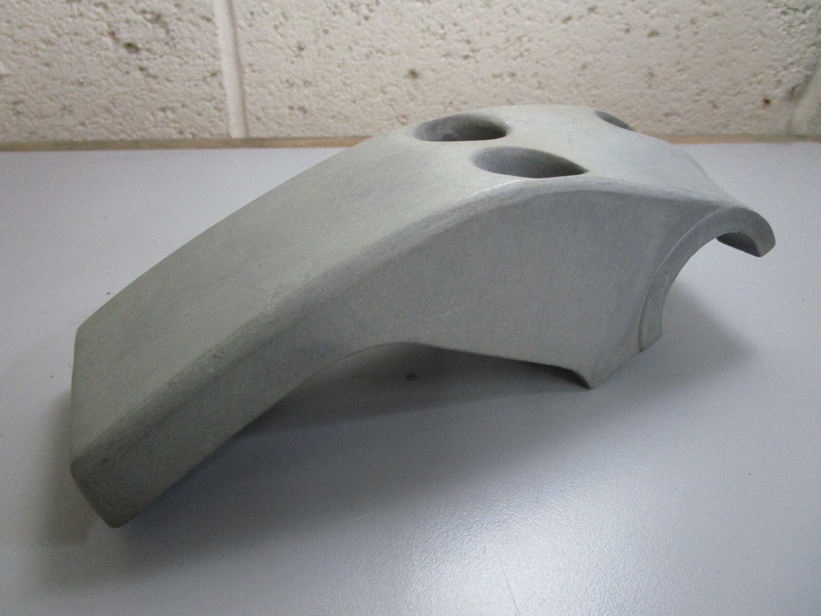 *NEW OEM* 0820 OMC Johnson Evinrude Lower Mount Bracket 332419 0332419