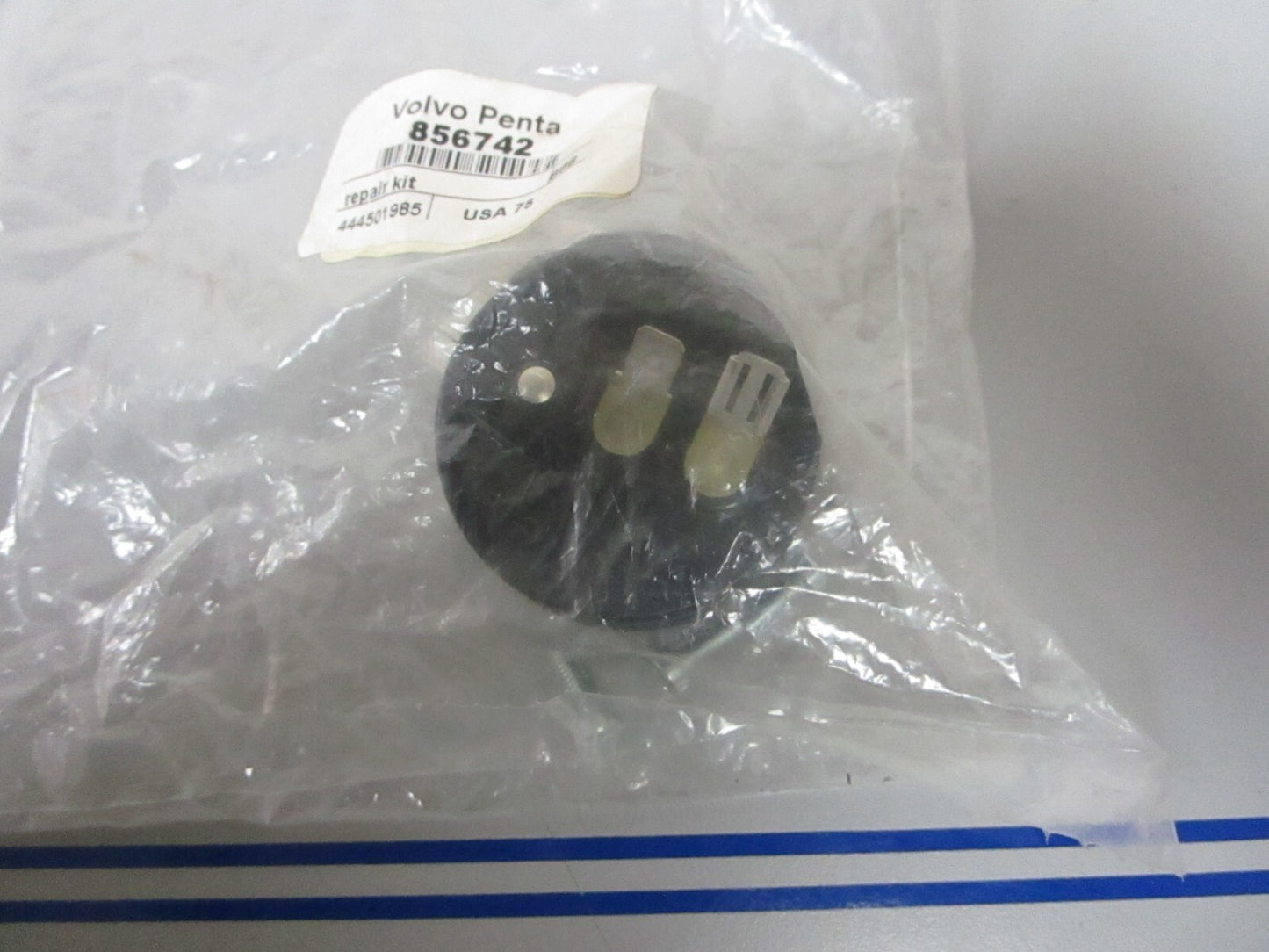 *NEW OEM* 0720 Volvo Penta Repair Kit 856742