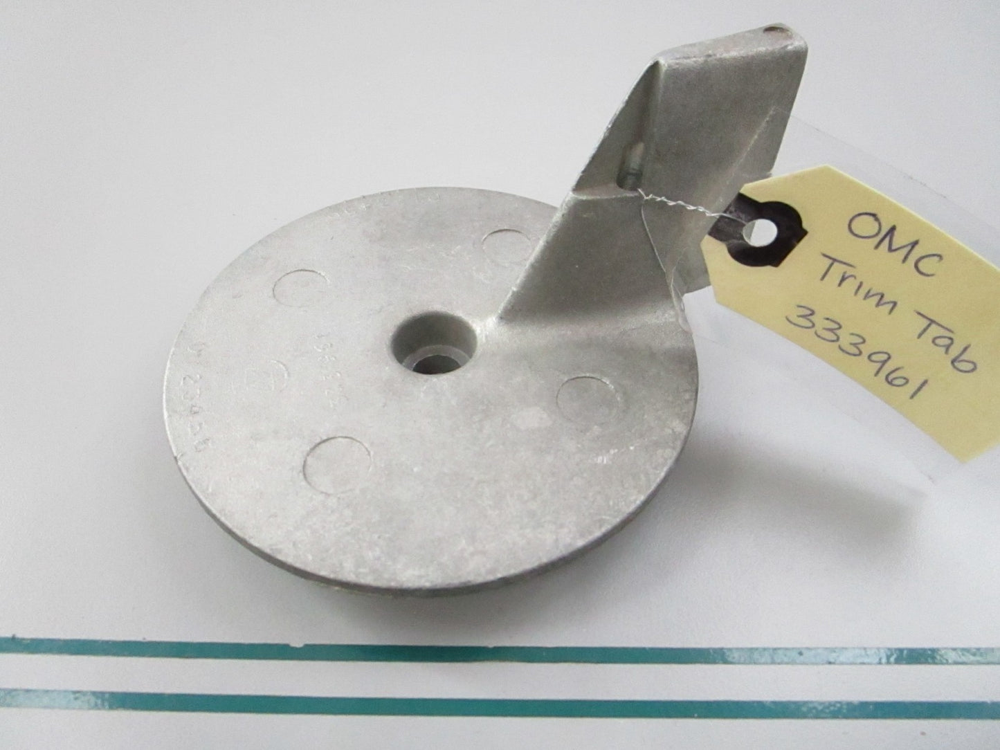 NEW OEM 333961 0333961 OMC Johnson Evinrude Trim Tab 0810