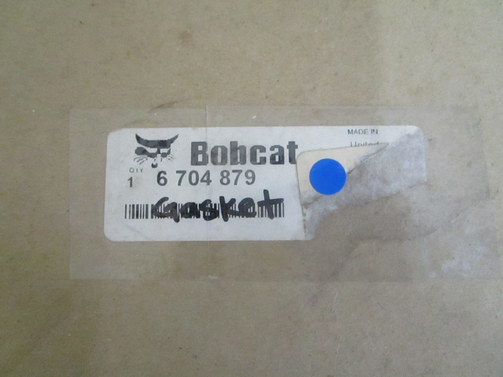 *NEW OEM* 0820 Bobcat Gasket 6704879