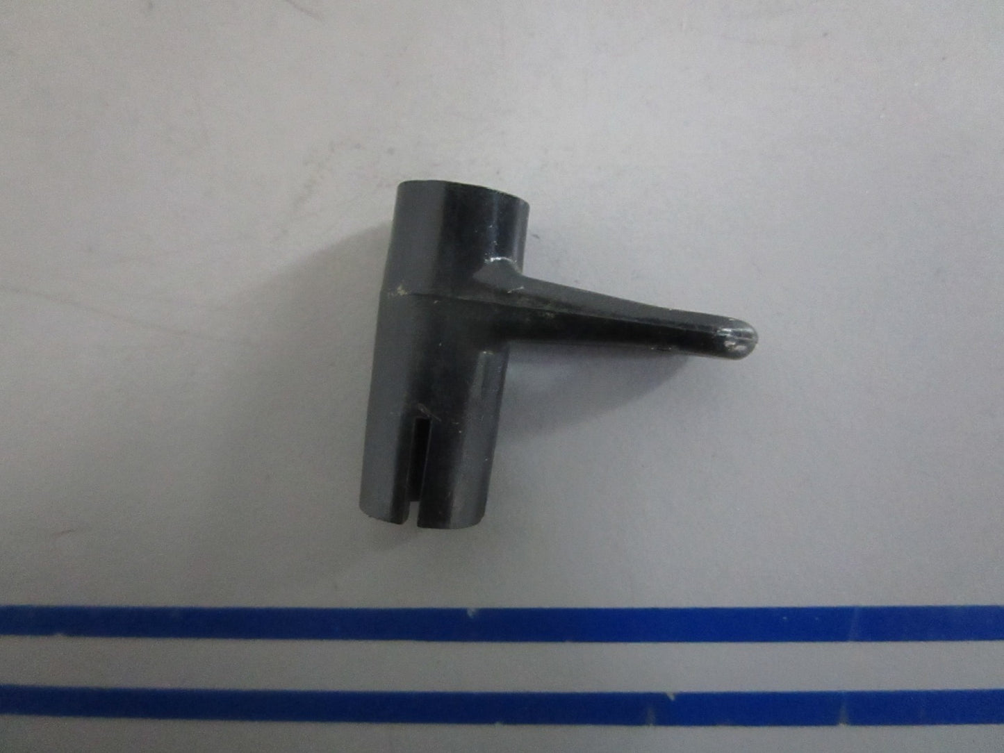NEW OEM 316144 0316144 OMC Johnson Evinrude Adjust Arm 0820