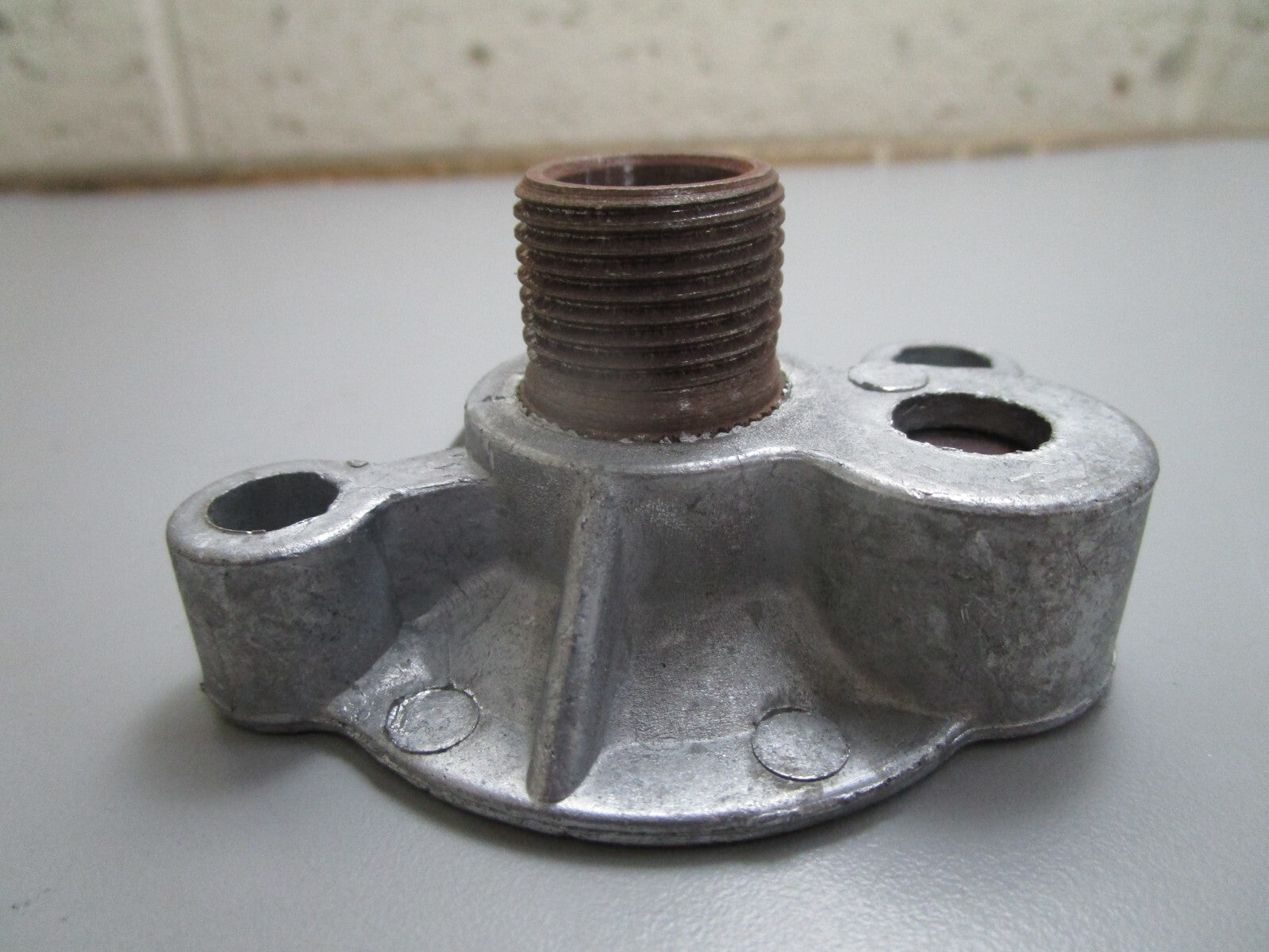 *NEW OEM* 0820 OMC Johnson Evinrude Adapter & Valve Assy 383944 0383944