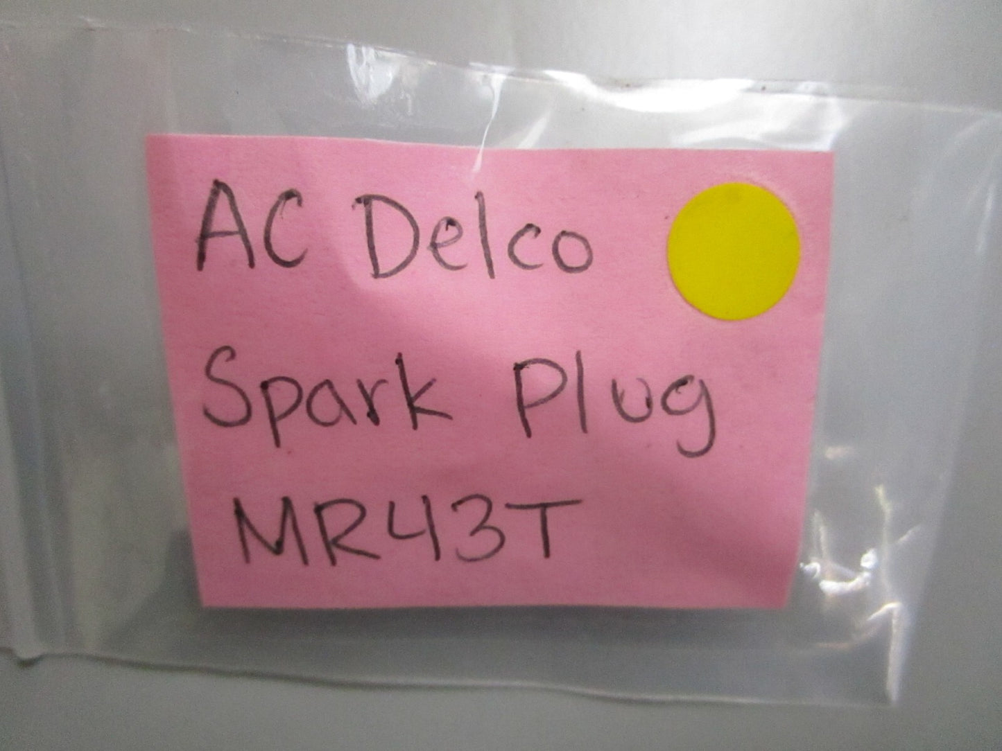 *NEW* 0810 AC Delco Spark Plug MR43T