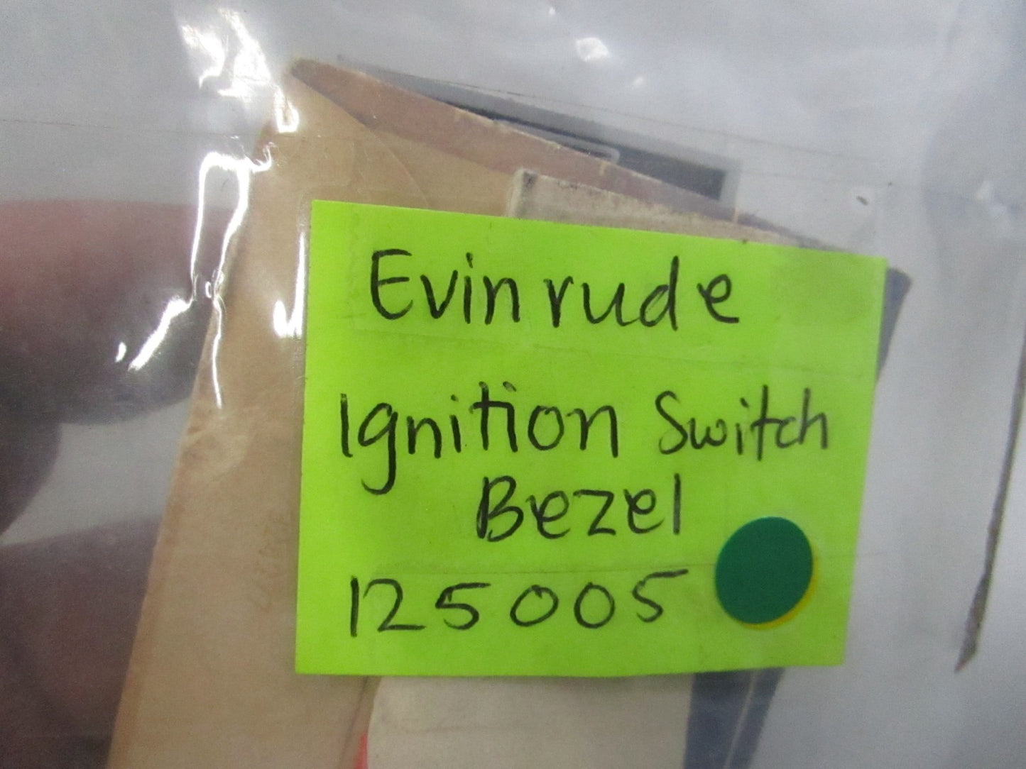 NEW OEM 125005 0125005 OMC Johnson Evinrude Ignition Switch Bezel 0810