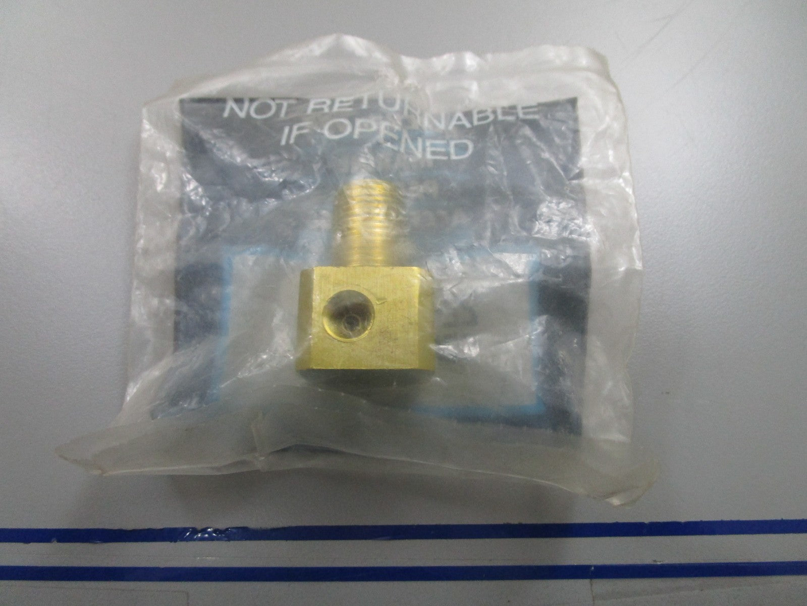 *NEW OEM* 0810 Mercury Quicksilver Connector 22-36033