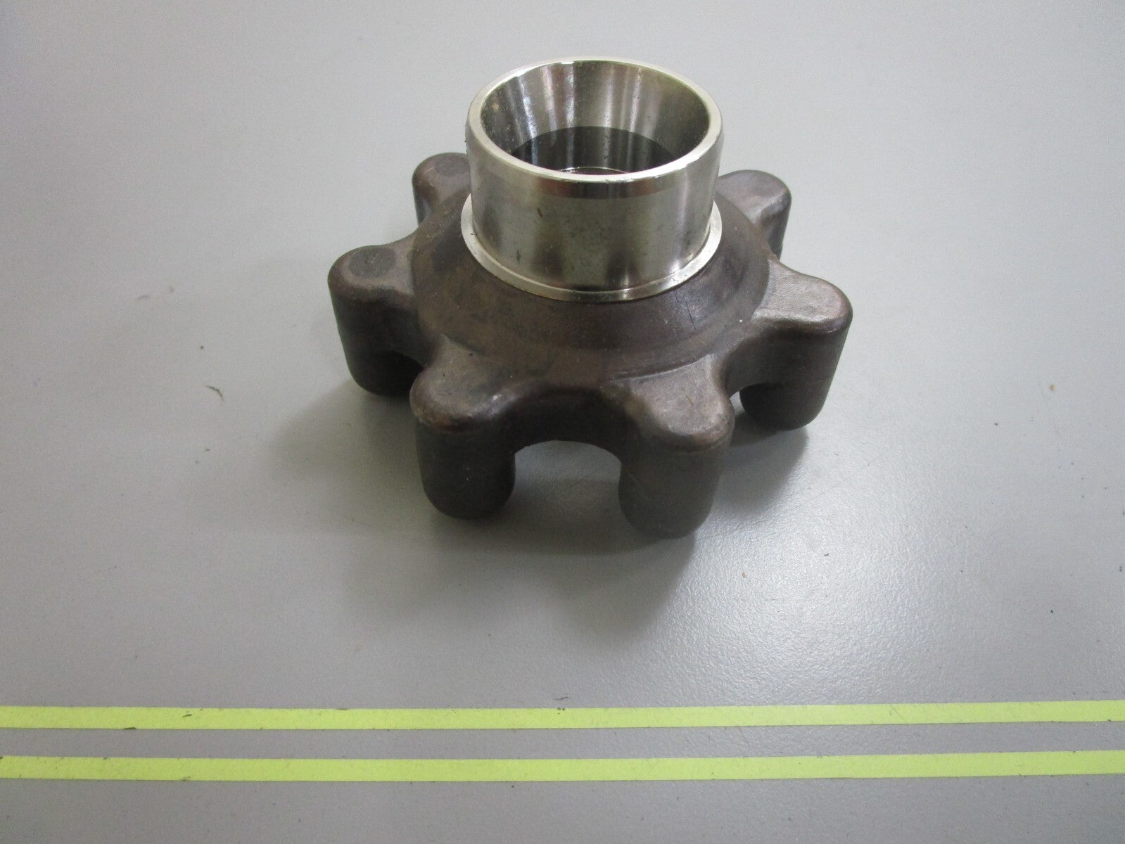 *NEW* 0810 EMP Ball Gear 43-01655 Replaces: OMC 908063 0908063