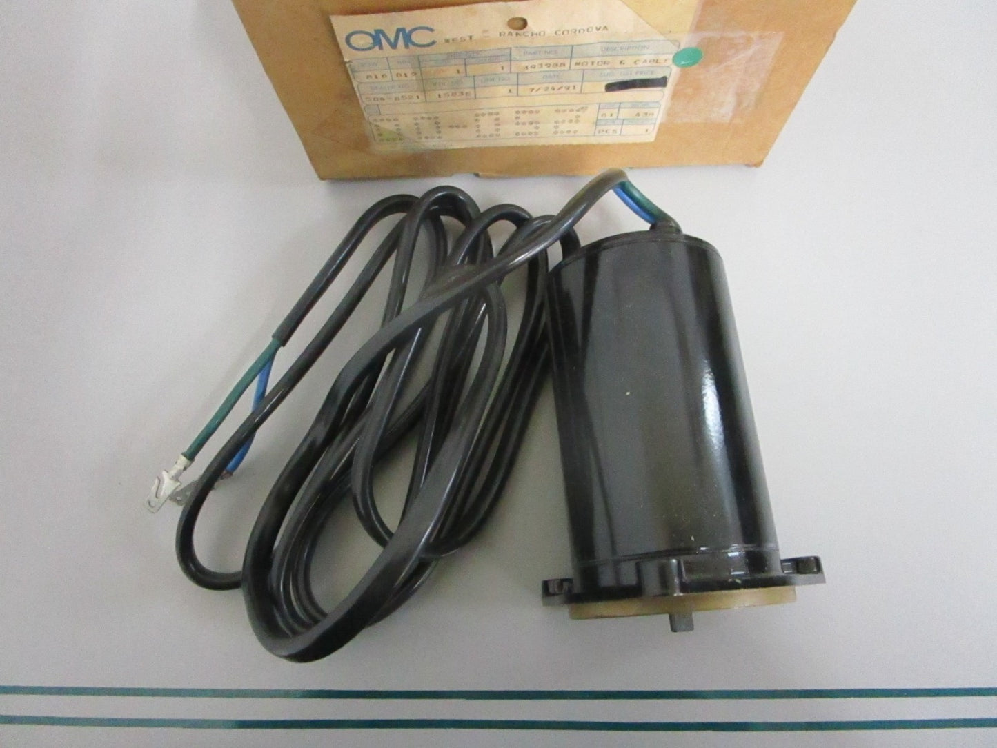 NEW OEM 393988 0393988 OMC Johnson Evinrude Starter Motor & Cable 0820