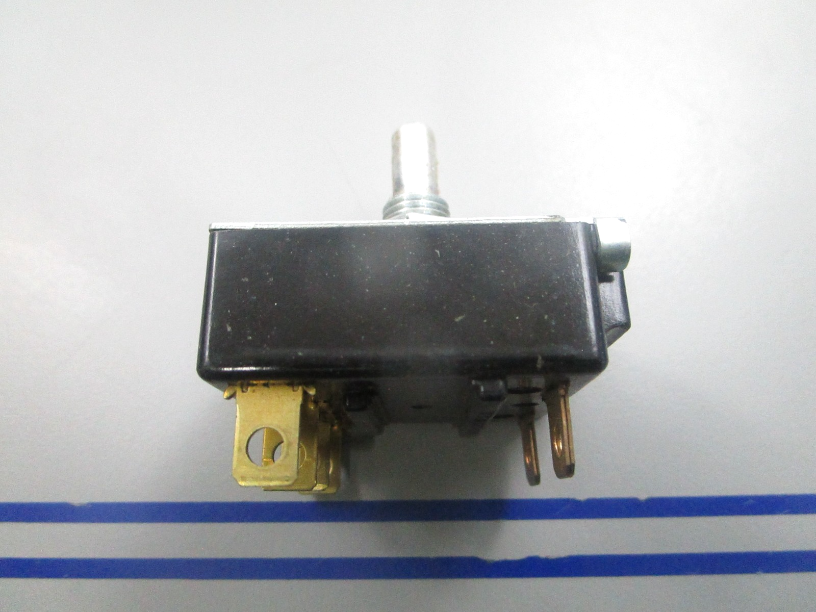 NEW OEM OMC Johnson Evinrude 393711 0393711 Switch 0810