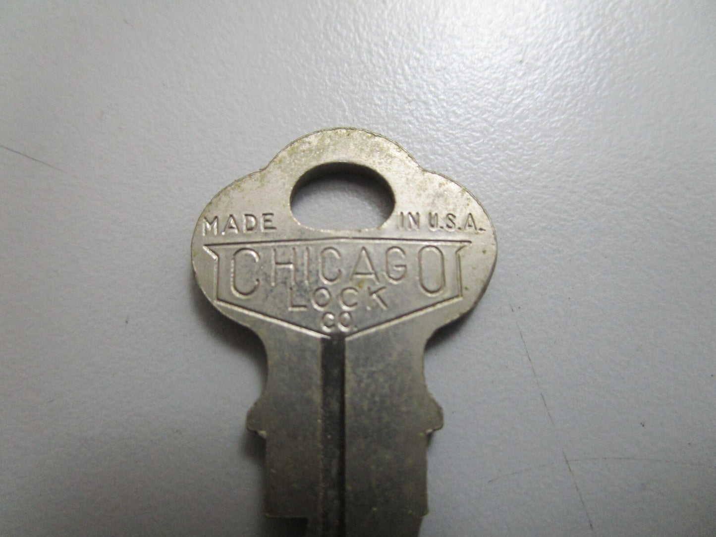 *NEW OEM* 0810 OMC Johnson Evinrude Ignition Key KF13 501528 0501528