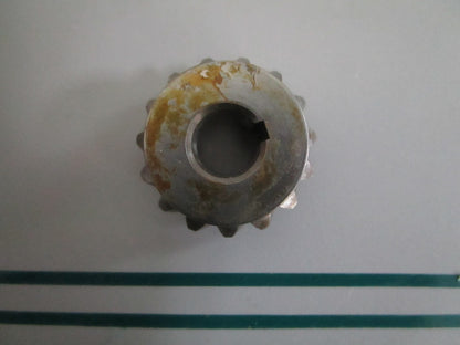 OMC NEW OEM Pinion Gear 304009 Johnson Evinrude 5.5HP 7.5HP Lower Unit 0820
