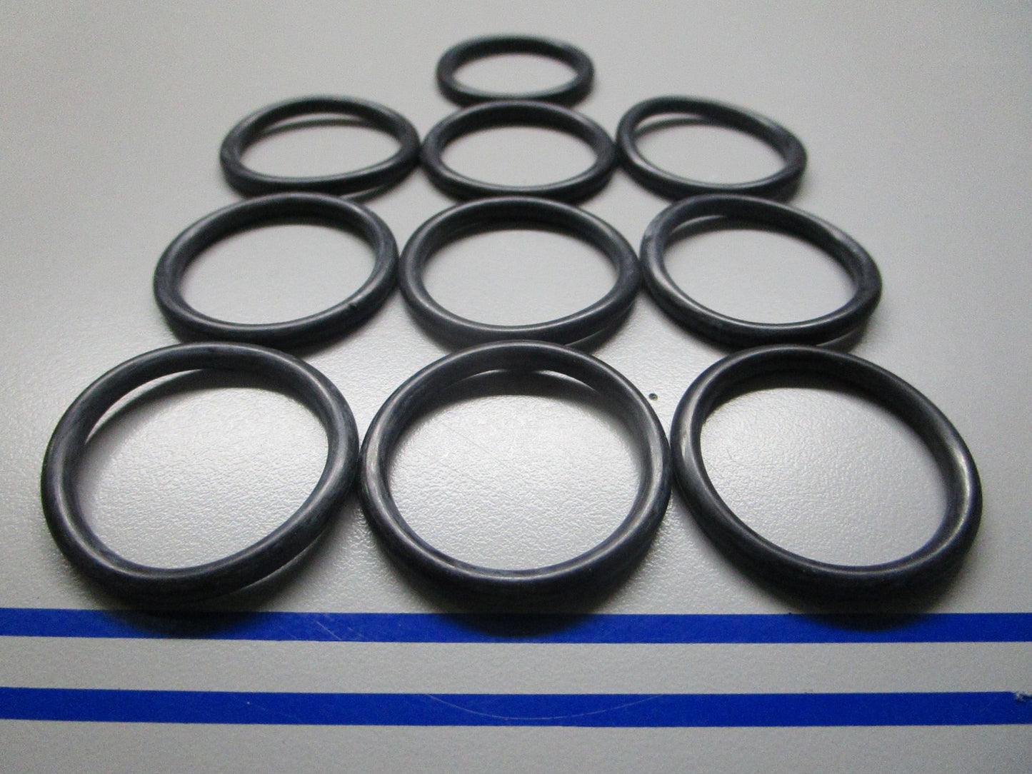 *NEW* (LOT OF 10) 0810 Buna-N Nitrile O-Ring -216