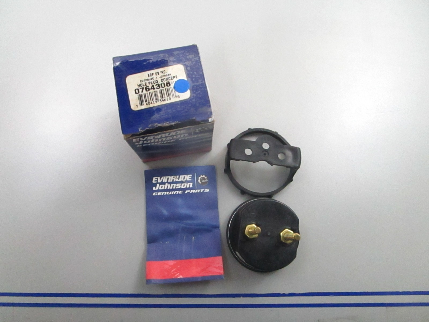 *NEW OEM* 0810 OMC Johnson Evinrude Concept Hole Plug 764308 0764308