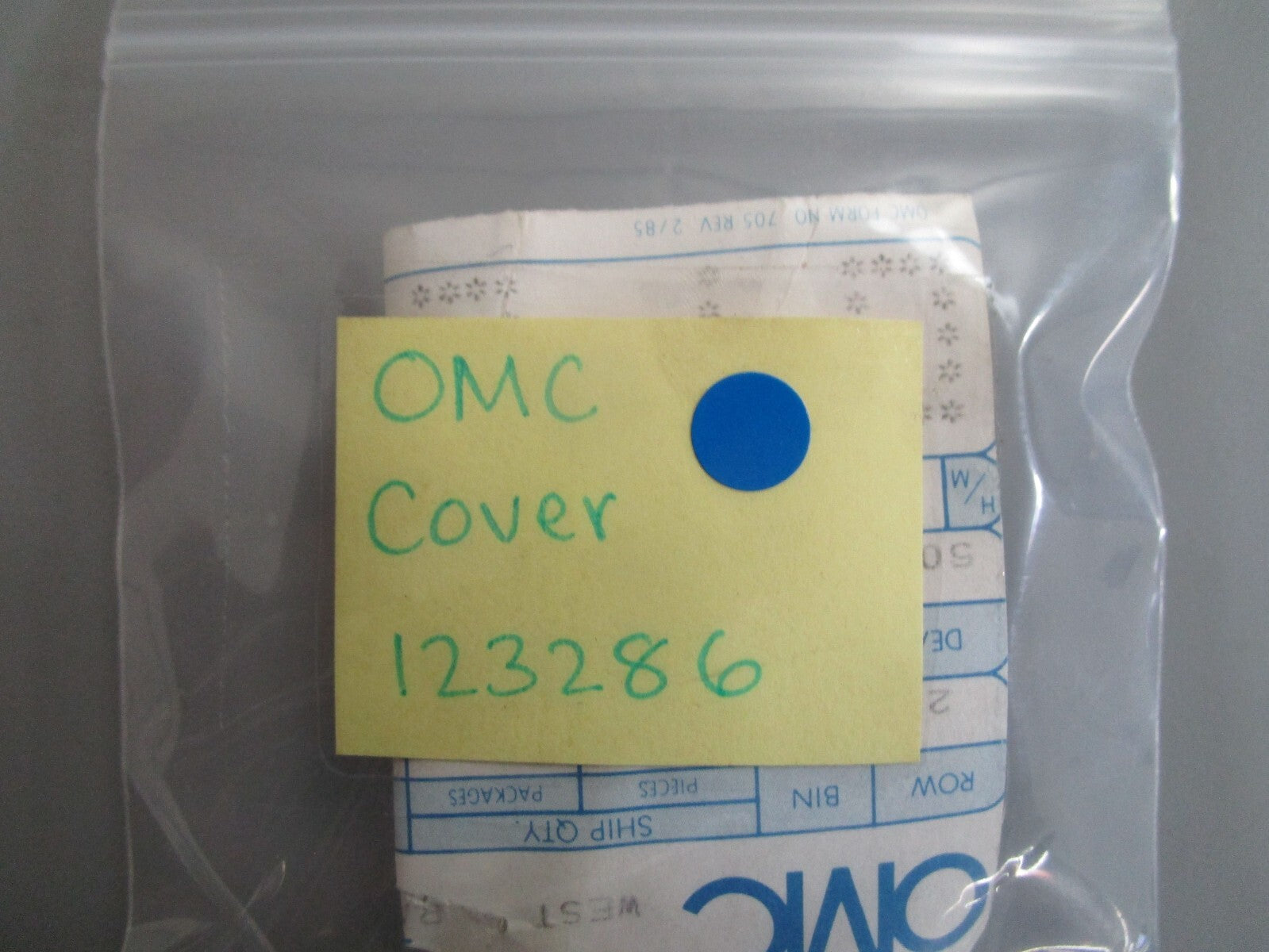 *NEW OEM* 0770 OMC Johnson Evinrude Cover 123286 0123286