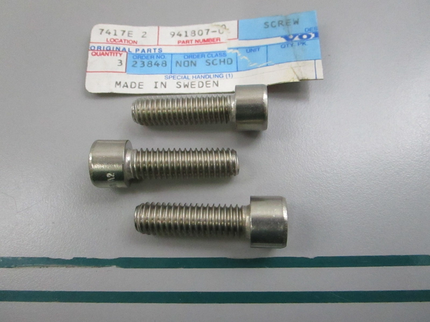 NEW OEM (LOT OF 3) 941807 Volvo Penta Hex Screw Socket 0810