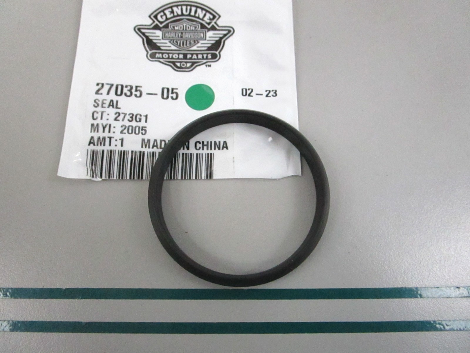 NEW OEM 27035-05 Harley Davidson Seal 0810
