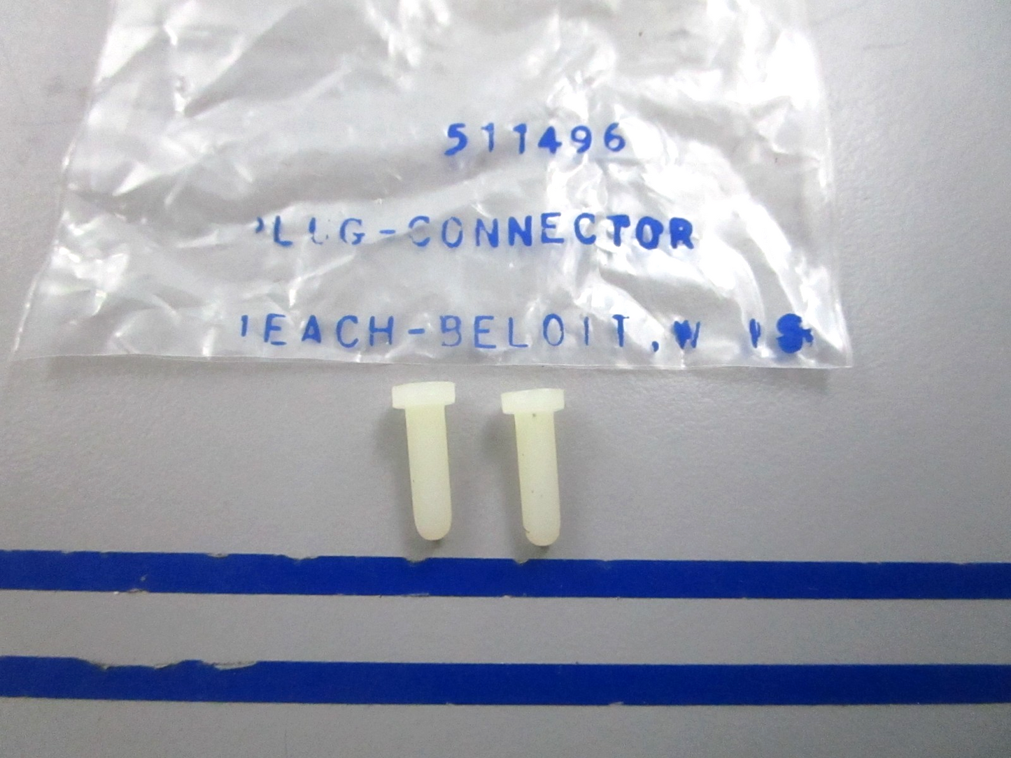 NEW OEM (LOT OF 2) 511496 0511496 OMC Johnson Evinrude Plug Connector 0810