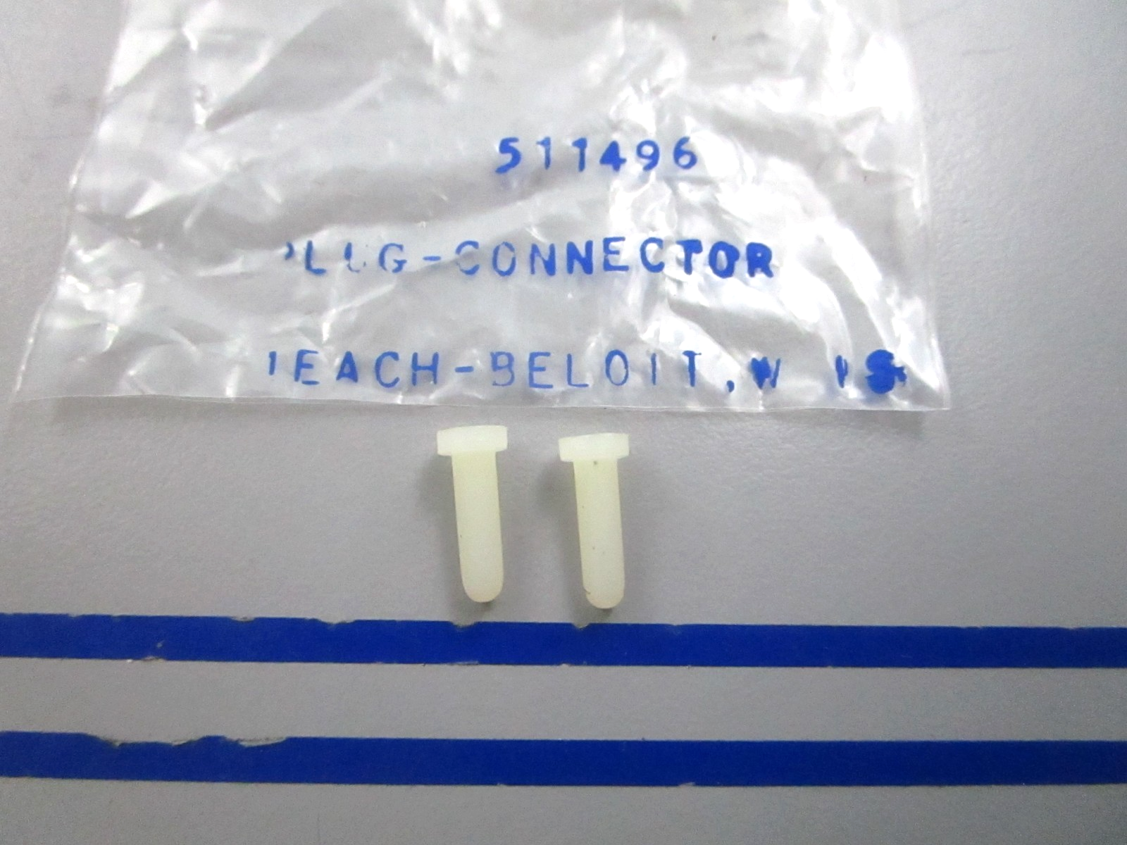 NEW OEM (LOT OF 2) 511496 0511496 OMC Johnson Evinrude Plug Connector 0810
