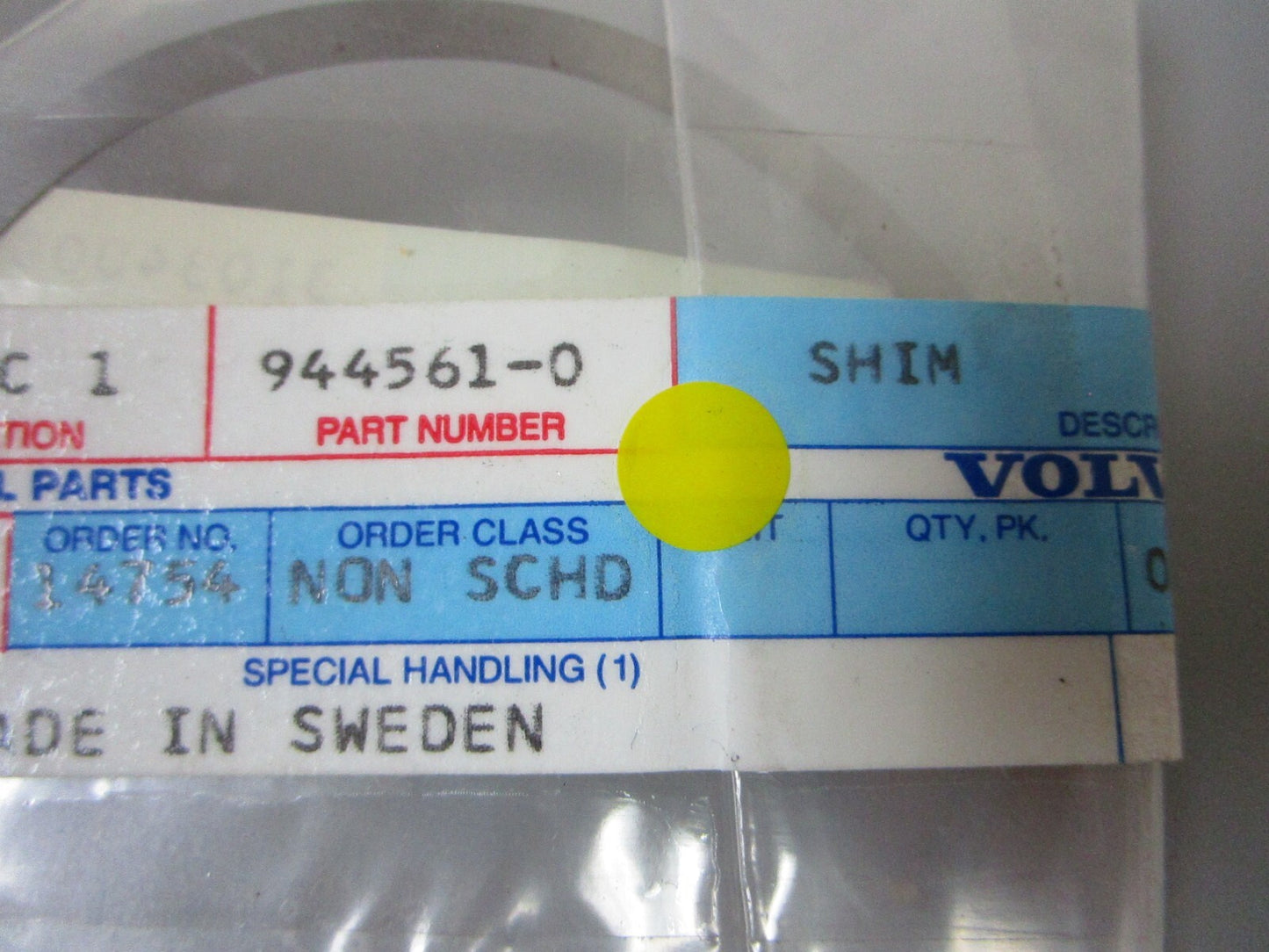 *NEW OEM* 0810 Volvo Penta Shim 944561 944561-0