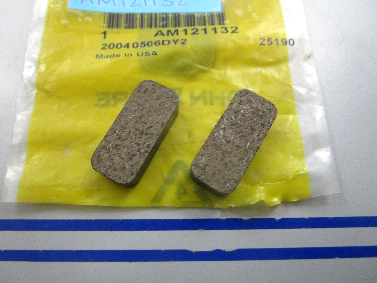 NEW OEM AM121132  John Deere Brake Pad Kit 0810