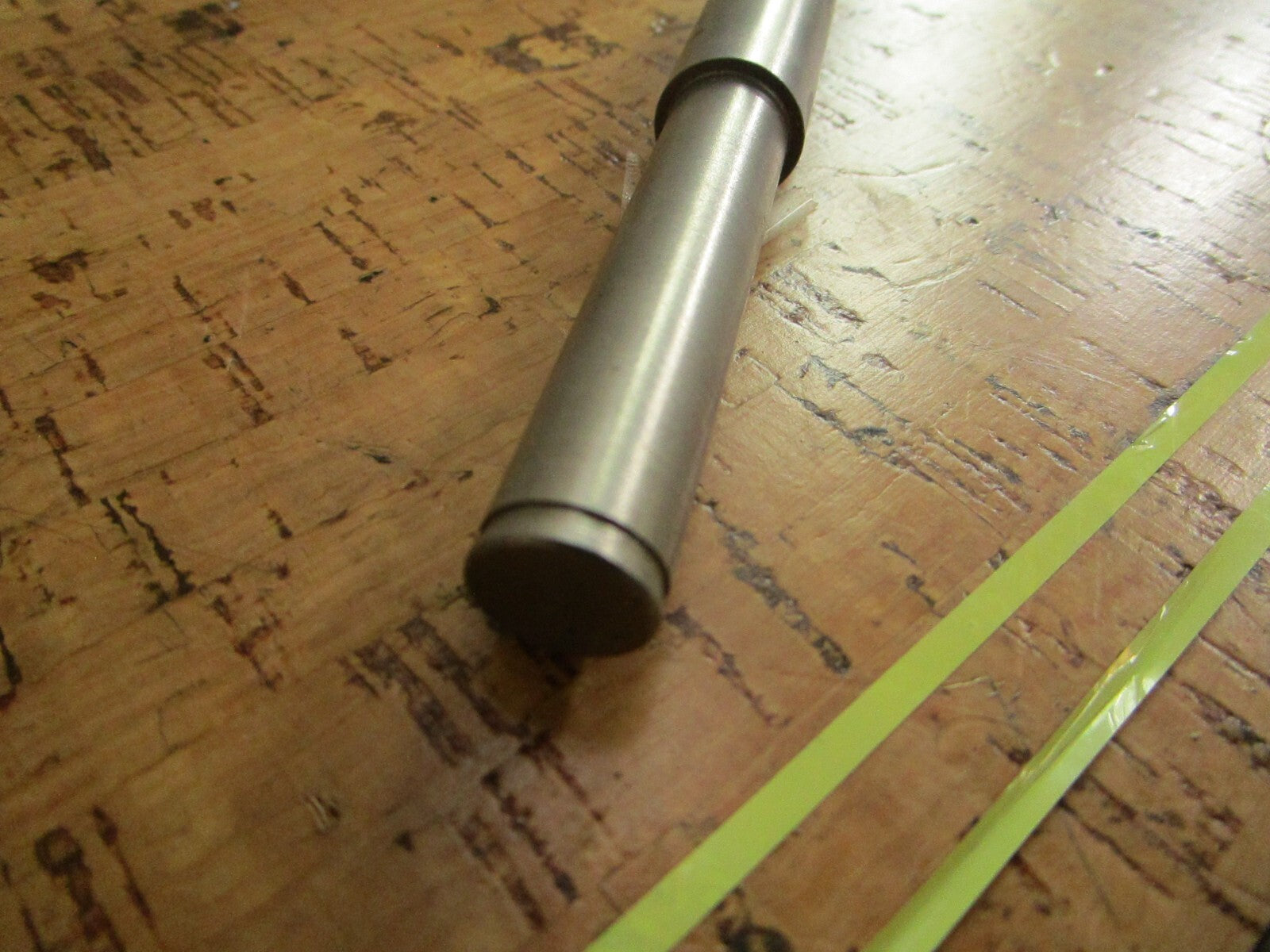 *NEW OEM* 0810 OMC Johnson Evinrude Spacer Shaft 908890 0908890