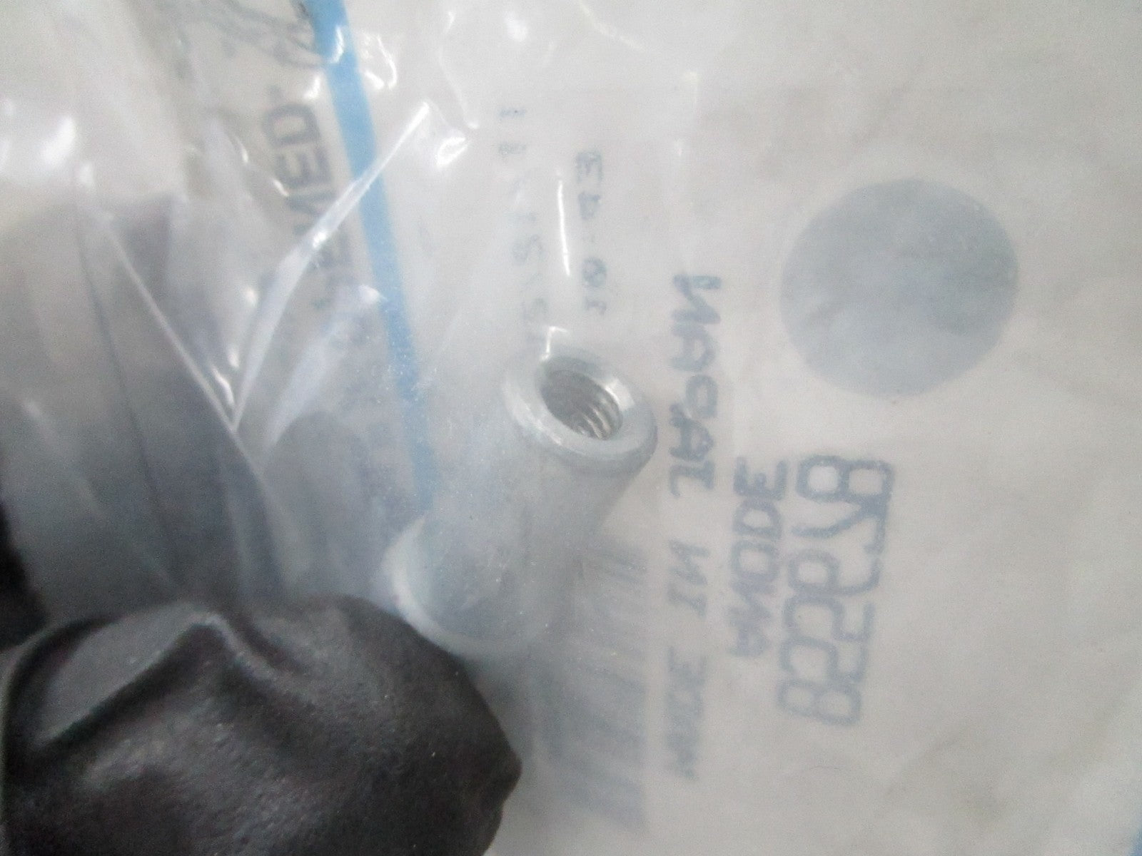 *NEW OEM* 0810 Mercury Quicksilver Anode 855678