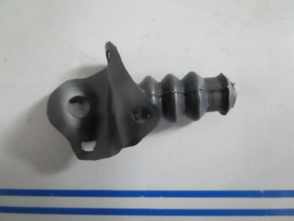 NEW OEM 309631 0309631 OMC Johnson Evinrude Rubber Shift Boot 0820