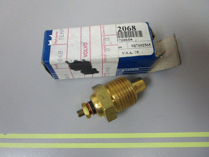 *NEW OEM* 0810 Volvo Penta Temperature Sensor 872068