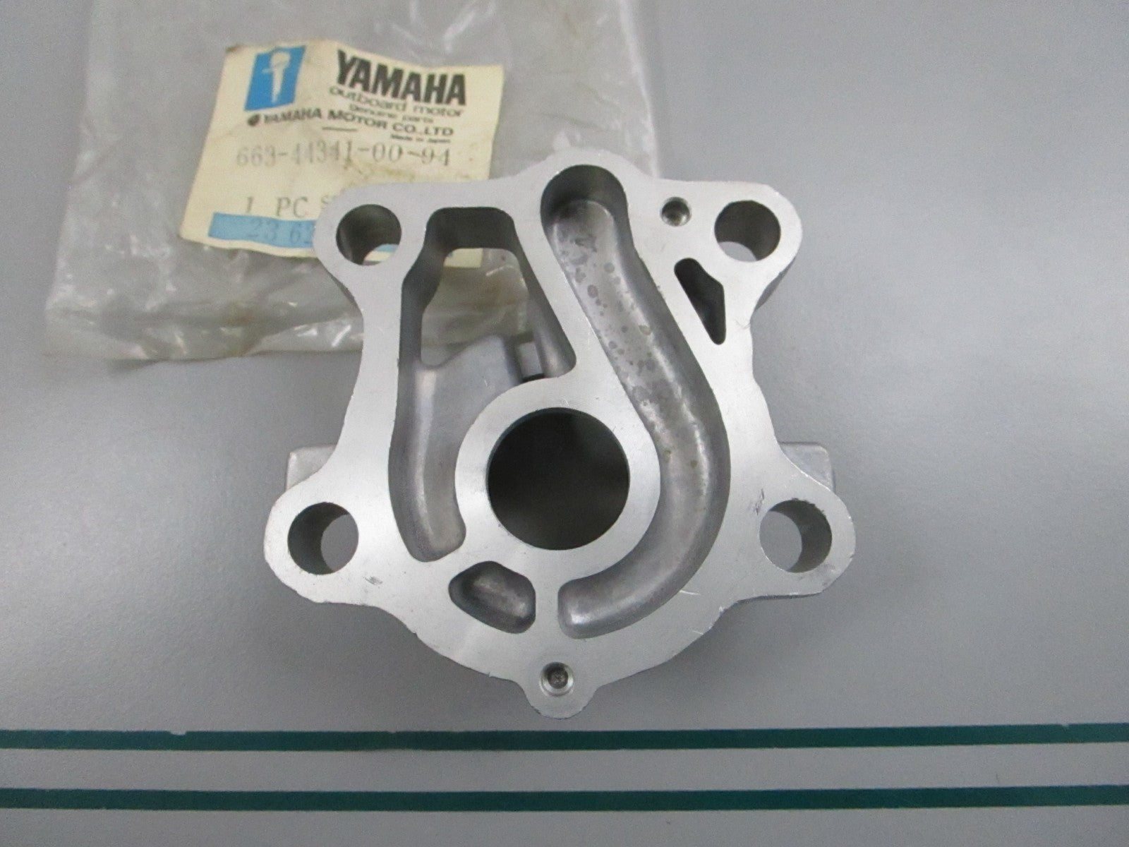 NEW OEM 663-44341-00-94 Yamaha Water Pump Housing 0810