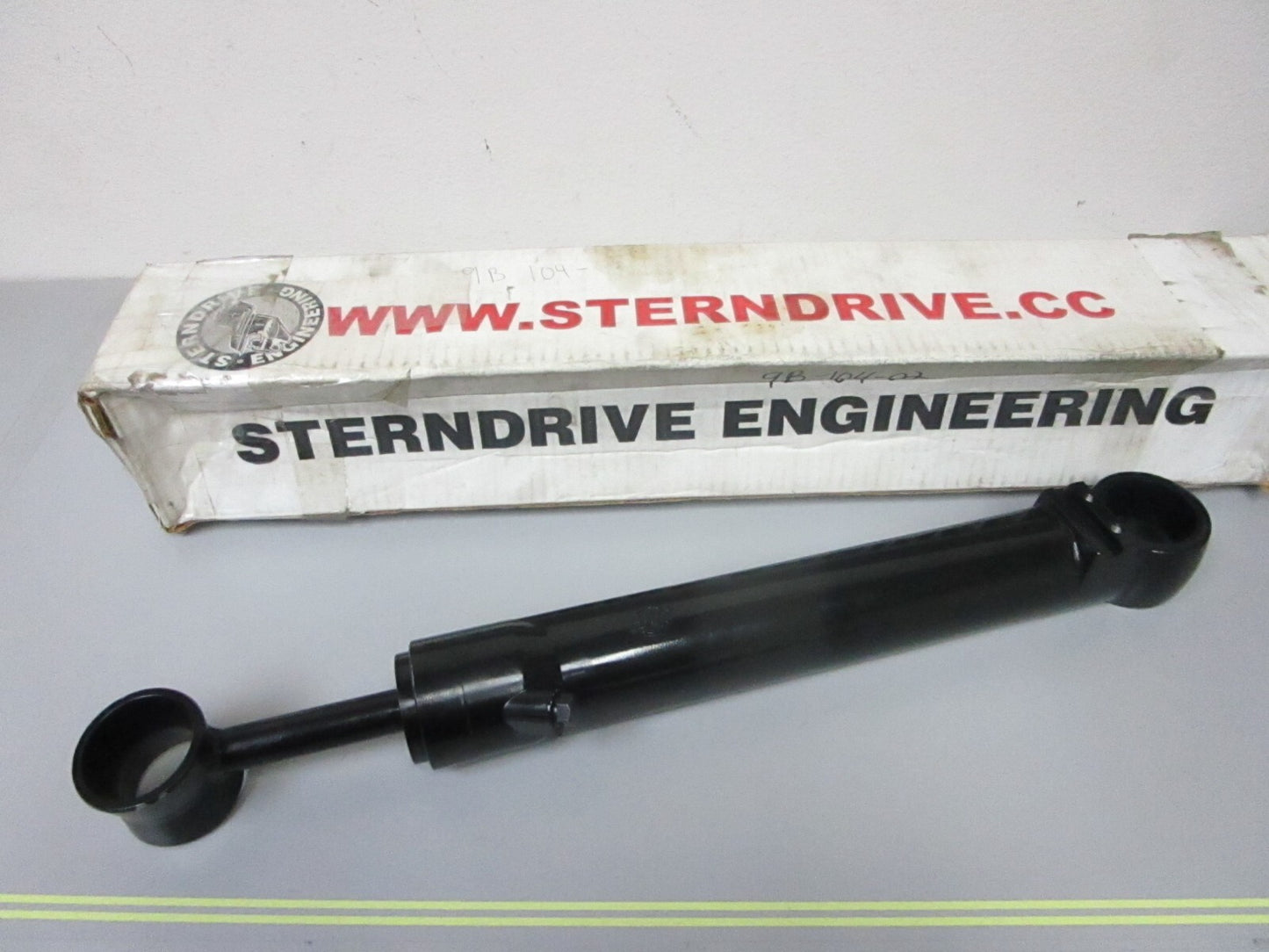 *NEW* 0720 SEI Port Trim Cylinder Assembly 9B-104-02 Replaces: Mercury 98703A3