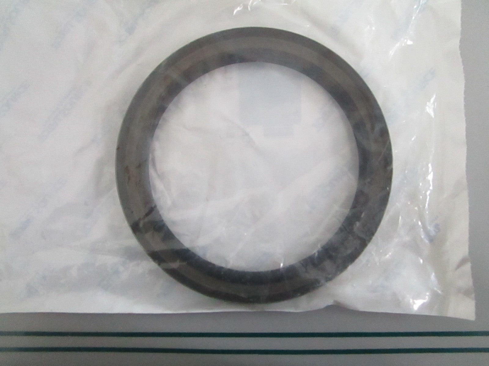 NEW LP1400-9545 Total Source Dust Drive Axle Seal For: LPM 0820