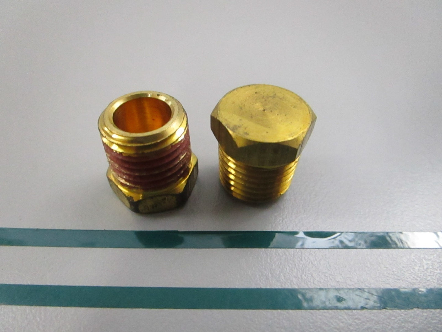 Mercury NEW OEM Brass Pipe Plug 22-36382 1/4-18 NPT NOS Part (LOT OF 2) 0810