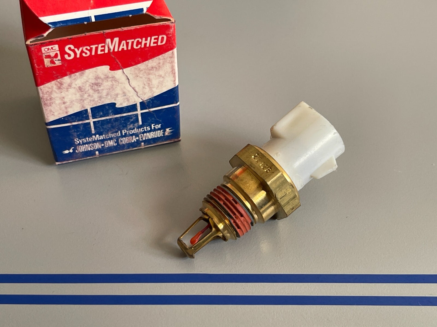 *NEW OEM* 0810 OMC Johnson Evinrude Sensor 3854158 987675 0987675