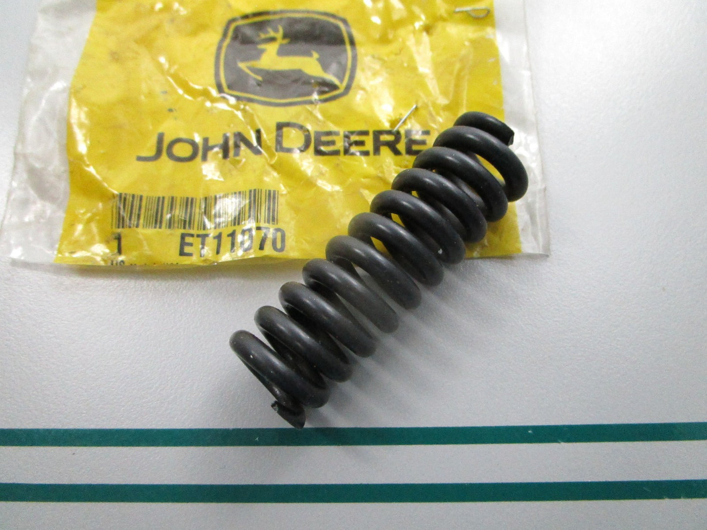 NEW OEM ET11070 John Deere Spring 0810