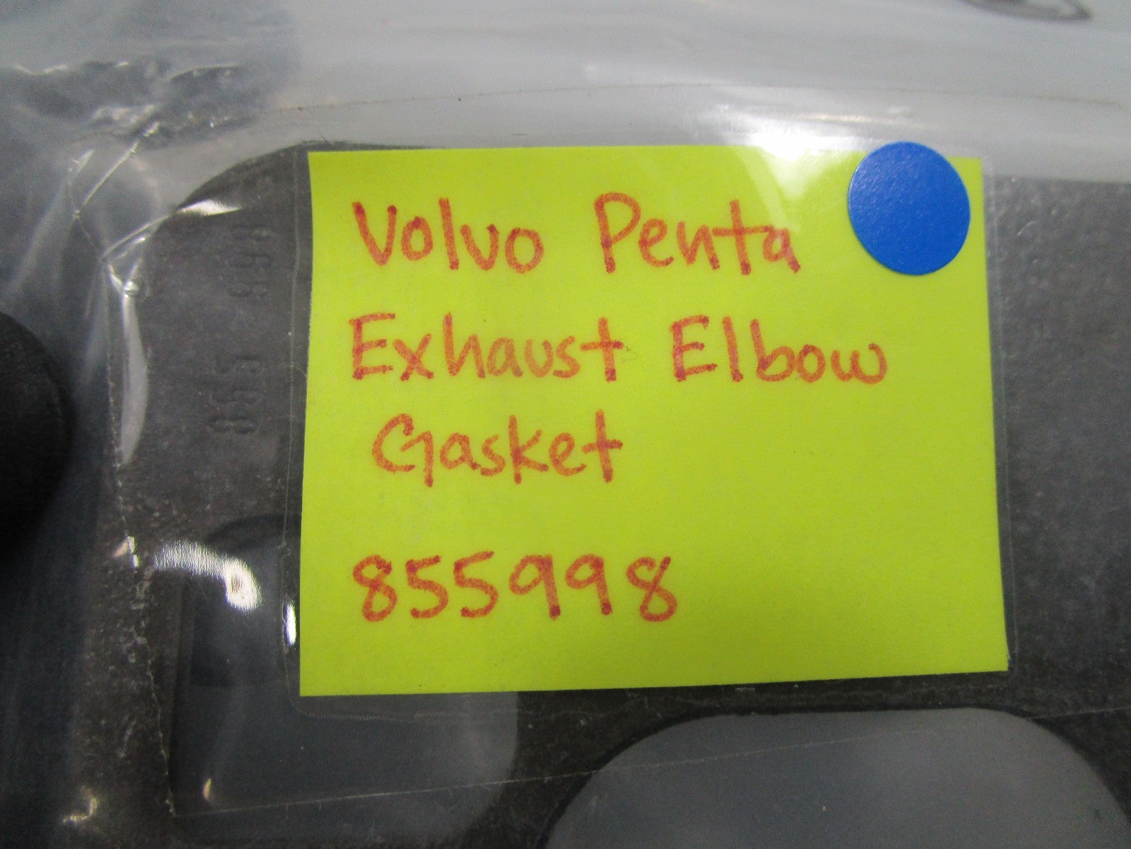 *NEW OEM* 0810 Volvo Penta Gasket 855998