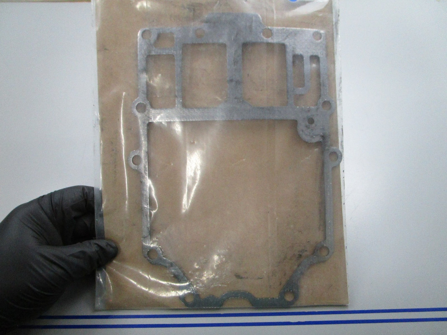NEW OEM OMC Johnson Evinrude 335503 0335503 Gasket 0810