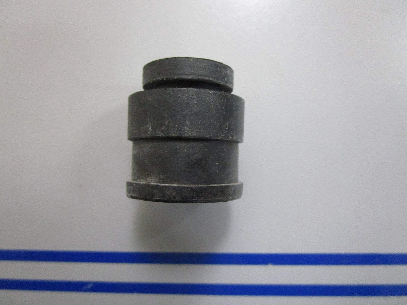 *NEW OEM* 0810 Suzuki Grommet 39603-92D00