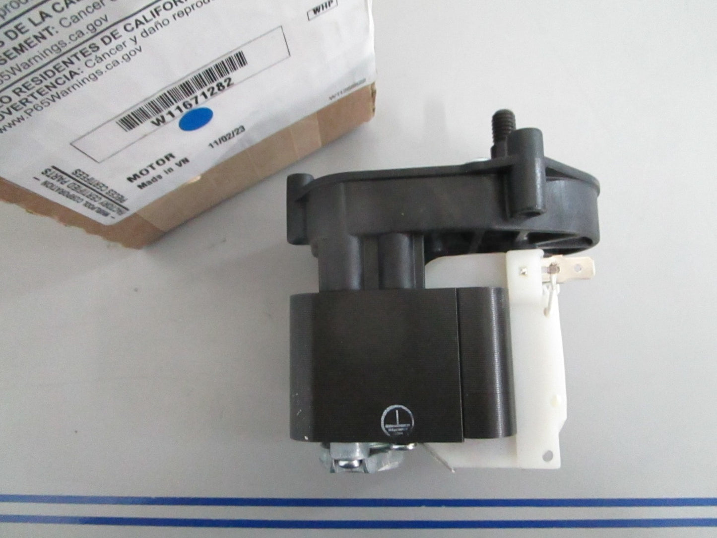 *NEW OEM* 0820 Whirlpool Motor W11671282