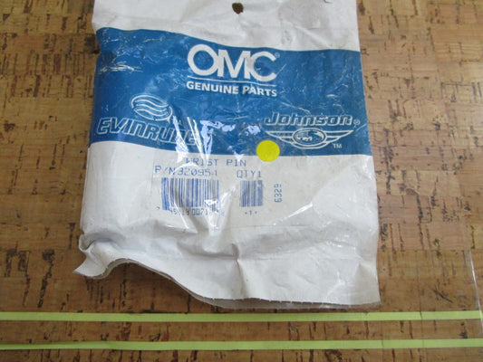 *NEW OEM* 0810 OMC Johnson Evinrude Wrist Pin 320954 0320594