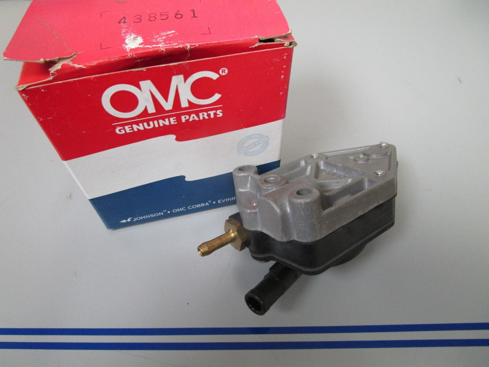 *NEW OEM* 0720 OMC Johnson Evinrude Fuel Pump 438556 0438556