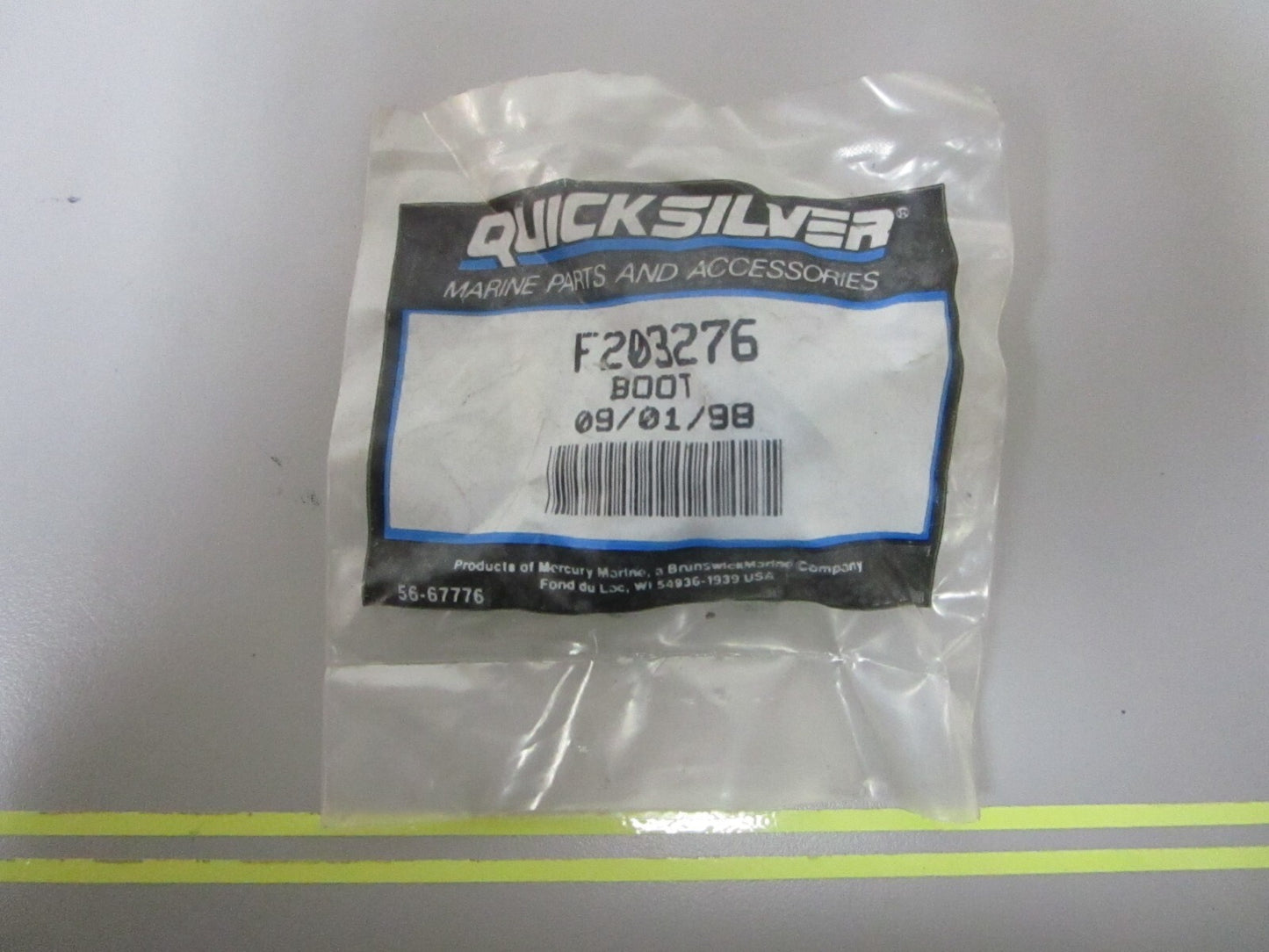 *NEW OEM* 0810 Mercury Quicksilver Boot F203276